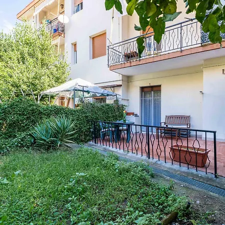 Apartamento Arancia By Interhome *