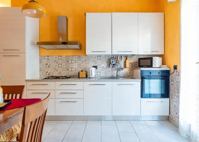 דירה Arancia By Interhome אימפריה